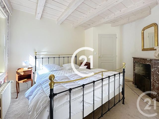 maison à louer - 5 pièces - 231.7 m2 - JUILLAC LE COQ - 16 - POITOU-CHARENTES - Century 21 Xso Immobilier