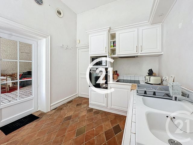 maison à louer - 5 pièces - 231.7 m2 - JUILLAC LE COQ - 16 - POITOU-CHARENTES - Century 21 Xso Immobilier