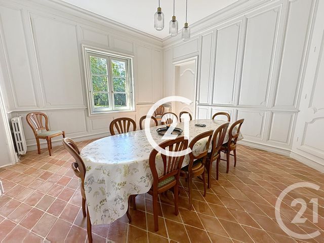 maison à louer - 5 pièces - 231.7 m2 - JUILLAC LE COQ - 16 - POITOU-CHARENTES - Century 21 Xso Immobilier