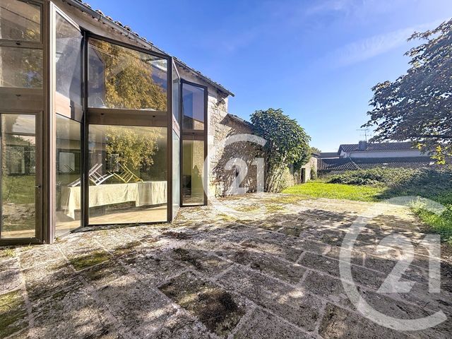maison à vendre - 6 pièces - 243.0 m2 - GRAVES ST AMANT - 16 - POITOU-CHARENTES - Century 21 Xso Immobilier