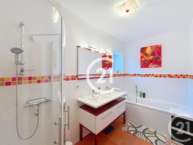 maison à vendre - 5 pièces - 174.0 m2 - SIGOGNE - 16 - POITOU-CHARENTES - Century 21 Xso Immobilier