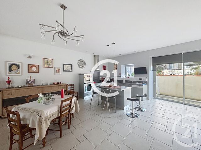 maison à vendre - 5 pièces - 174.0 m2 - SIGOGNE - 16 - POITOU-CHARENTES - Century 21 Xso Immobilier