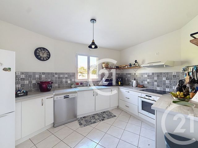 maison à vendre - 5 pièces - 162.5 m2 - JULIENNE - 16 - POITOU-CHARENTES - Century 21 Xso Immobilier