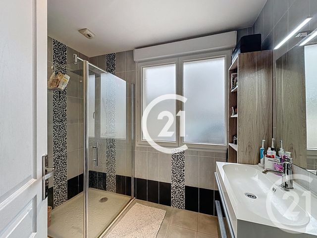 maison à vendre - 4 pièces - 111.0 m2 - JARNAC - 16 - POITOU-CHARENTES - Century 21 Xso Immobilier