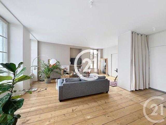Appartement F2 à louer - 2 pièces - 73.5 m2 - JARNAC - 16 - POITOU-CHARENTES - Century 21 Xso Immobilier