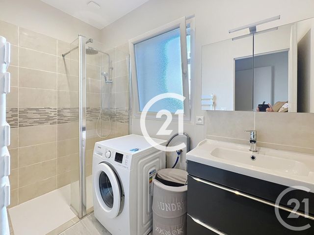 Appartement F2 à louer - 2 pièces - 73.5 m2 - JARNAC - 16 - POITOU-CHARENTES - Century 21 Xso Immobilier