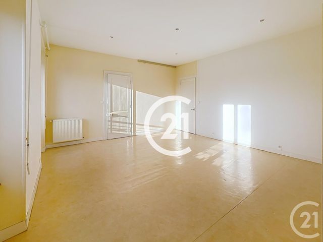 Appartement F2 à louer - 2 pièces - 65.0 m2 - JARNAC - 16 - POITOU-CHARENTES - Century 21 Xso Immobilier