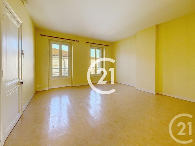 Appartement F2 à louer - 2 pièces - 65.0 m2 - JARNAC - 16 - POITOU-CHARENTES - Century 21 Xso Immobilier