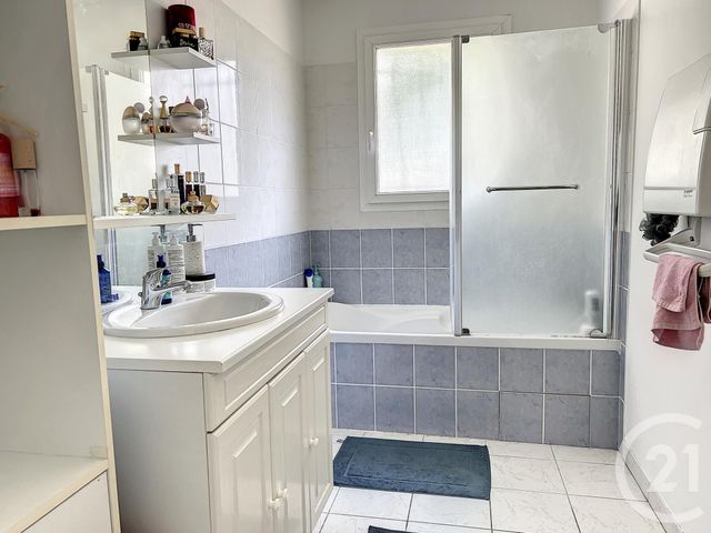 maison à louer - 4 pièces - 83.0 m2 - REPARSAC - 16 - POITOU-CHARENTES - Century 21 Xso Immobilier