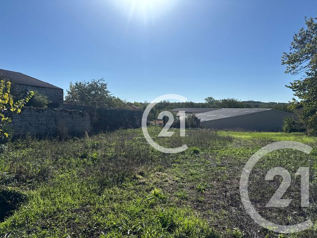 maison à vendre - 6 pièces - 225.0 m2 - JULIENNE - 16 - POITOU-CHARENTES - Century 21 Xso Immobilier