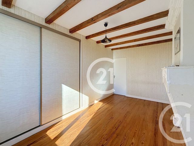 maison à vendre - 6 pièces - 225.0 m2 - JULIENNE - 16 - POITOU-CHARENTES - Century 21 Xso Immobilier