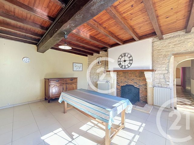 maison à vendre - 6 pièces - 225.0 m2 - JULIENNE - 16 - POITOU-CHARENTES - Century 21 Xso Immobilier