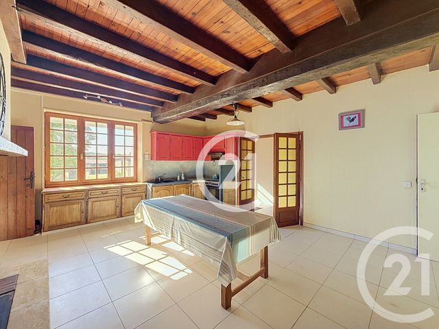 maison à vendre - 6 pièces - 225.0 m2 - JULIENNE - 16 - POITOU-CHARENTES - Century 21 Xso Immobilier