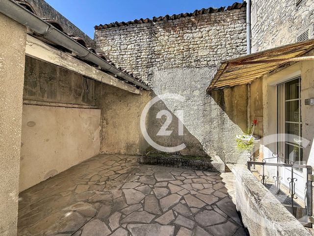 maison à vendre - 4 pièces - 74.0 m2 - JARNAC - 16 - POITOU-CHARENTES - Century 21 Xso Immobilier