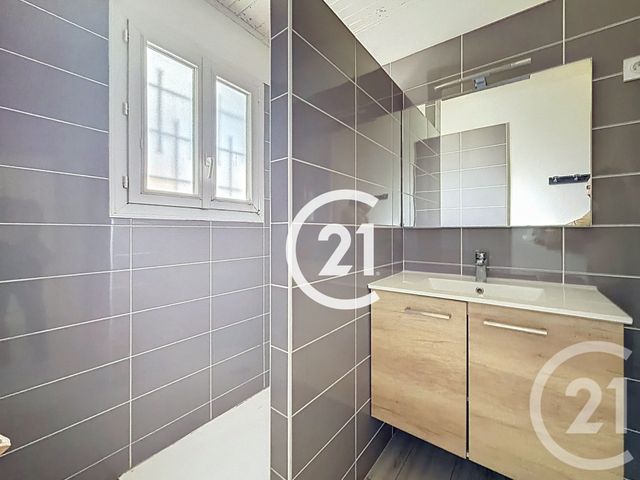 maison à vendre - 5 pièces - 131.0 m2 - GENSAC LA PALLUE - 16 - POITOU-CHARENTES - Century 21 Xso Immobilier