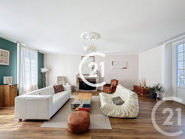 maison à vendre - 7 pièces - 331.0 m2 - JARNAC - 16 - POITOU-CHARENTES - Century 21 Xso Immobilier