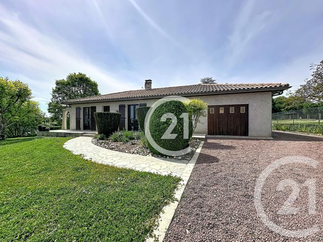 maison à vendre - 4 pièces - 124.6 m2 - BOURG CHARENTE - 16 - POITOU-CHARENTES - Century 21 Xso Immobilier