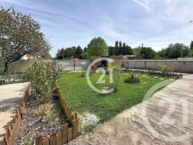 maison à louer - 4 pièces - 109.6 m2 - JARNAC - 16 - POITOU-CHARENTES - Century 21 Xso Immobilier