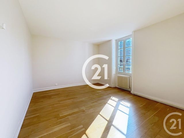 maison à louer - 5 pièces - 108.2 m2 - JARNAC - 16 - POITOU-CHARENTES - Century 21 Xso Immobilier