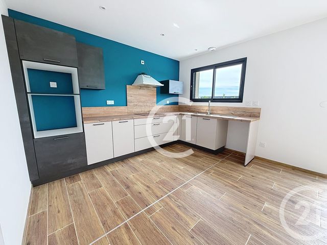 maison à louer - 4 pièces - 89.2 m2 - SEGONZAC - 16 - POITOU-CHARENTES - Century 21 Xso Immobilier