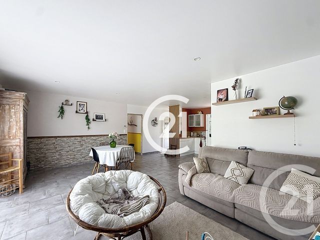 maison à vendre - 5 pièces - 106.0 m2 - TRIAC LAUTRAIT - 16 - POITOU-CHARENTES - Century 21 Xso Immobilier
