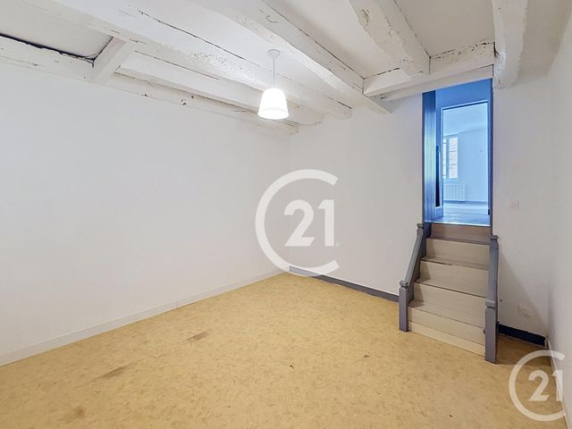 Appartement T4 à louer - 4 pièces - 96.0 m2 - JARNAC - 16 - POITOU-CHARENTES - Century 21 Xso Immobilier