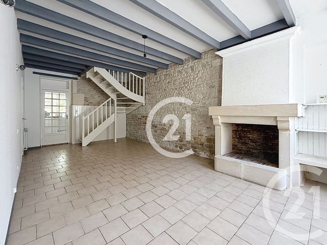 maison à louer - 5 pièces - 114.0 m2 - JARNAC - 16 - POITOU-CHARENTES - Century 21 Xso Immobilier