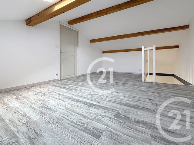 maison à louer - 5 pièces - 114.0 m2 - JARNAC - 16 - POITOU-CHARENTES - Century 21 Xso Immobilier