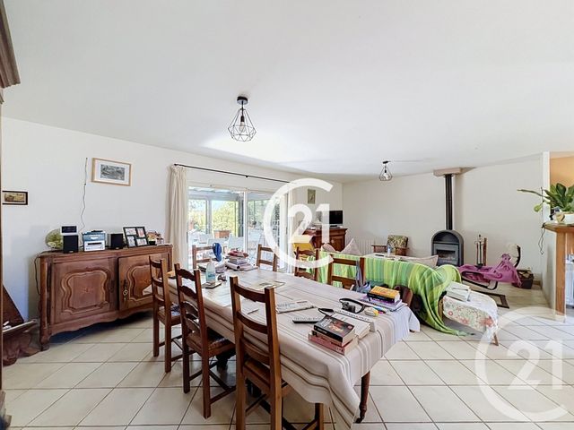 maison à vendre - 5 pièces - 130.0 m2 - JULIENNE - 16 - POITOU-CHARENTES - Century 21 Xso Immobilier