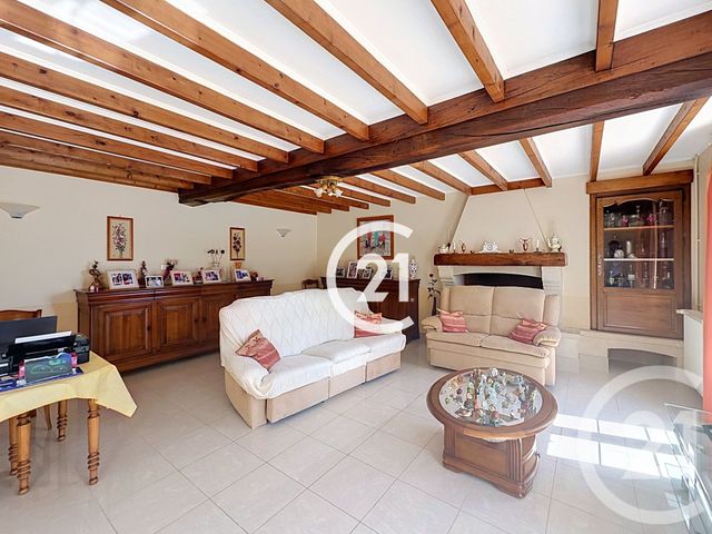 maison à vendre - 7 pièces - 177.0 m2 - SEGONZAC - 16 - POITOU-CHARENTES - Century 21 Xso Immobilier