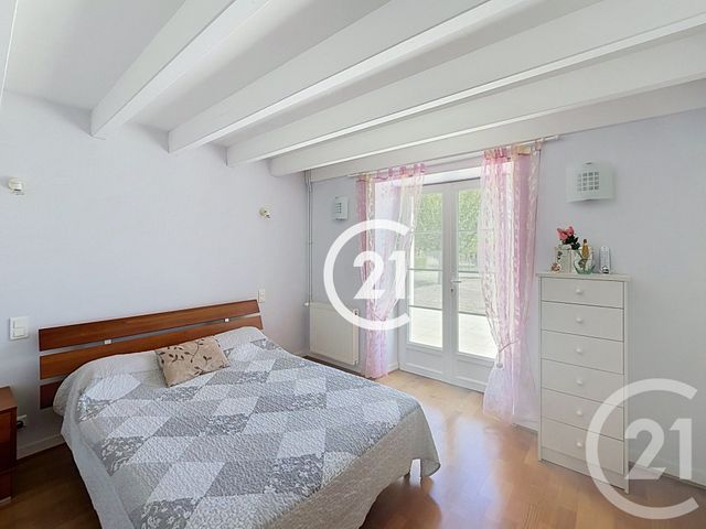maison à vendre - 7 pièces - 177.0 m2 - SEGONZAC - 16 - POITOU-CHARENTES - Century 21 Xso Immobilier