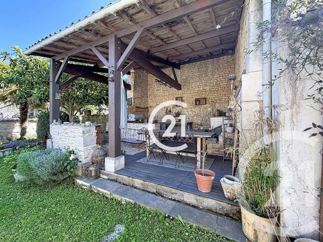 maison à vendre - 5 pièces - 157.0 m2 - CHASSORS - 16 - POITOU-CHARENTES - Century 21 Xso Immobilier