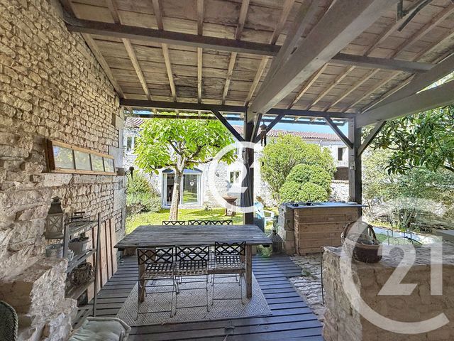 maison à vendre - 5 pièces - 157.0 m2 - CHASSORS - 16 - POITOU-CHARENTES - Century 21 Xso Immobilier