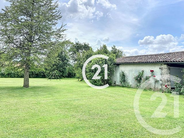 maison à vendre - 6 pièces - 225.0 m2 - FOUSSIGNAC - 16 - POITOU-CHARENTES - Century 21 Xso Immobilier