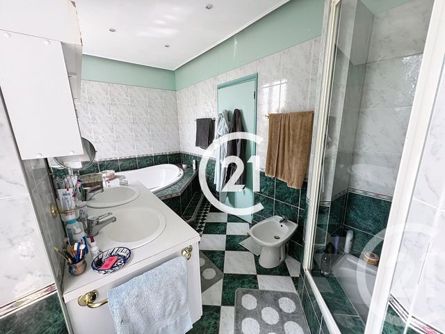 maison à vendre - 6 pièces - 225.0 m2 - FOUSSIGNAC - 16 - POITOU-CHARENTES - Century 21 Xso Immobilier