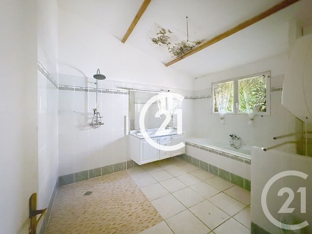 maison à vendre - 5 pièces - 131.0 m2 - NERCILLAC - 16 - POITOU-CHARENTES - Century 21 Xso Immobilier