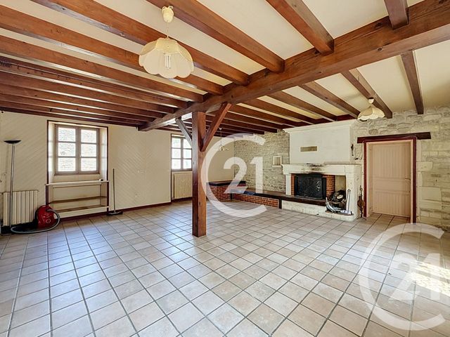 maison à vendre - 6 pièces - 254.0 m2 - MERIGNAC - 16 - POITOU-CHARENTES - Century 21 Xso Immobilier