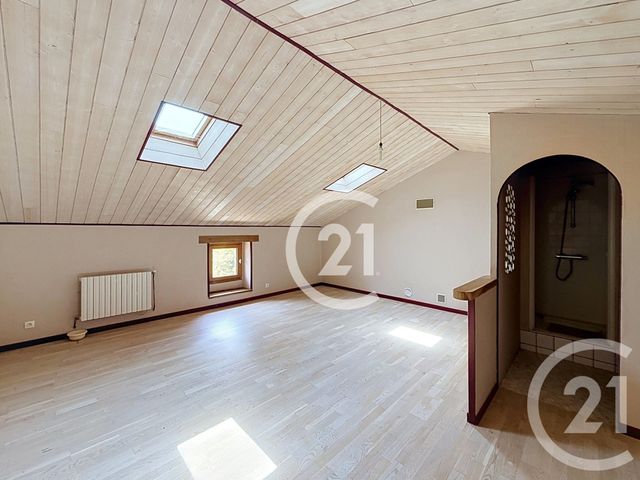 maison à vendre - 6 pièces - 254.0 m2 - MERIGNAC - 16 - POITOU-CHARENTES - Century 21 Xso Immobilier